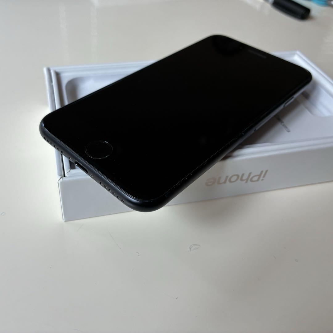 iPhone SE (第3世代)本体　2台セット販売