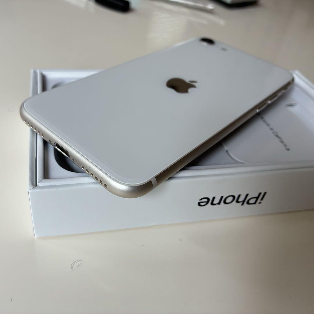 iPhone SE (第3世代)本体　2台セット販売