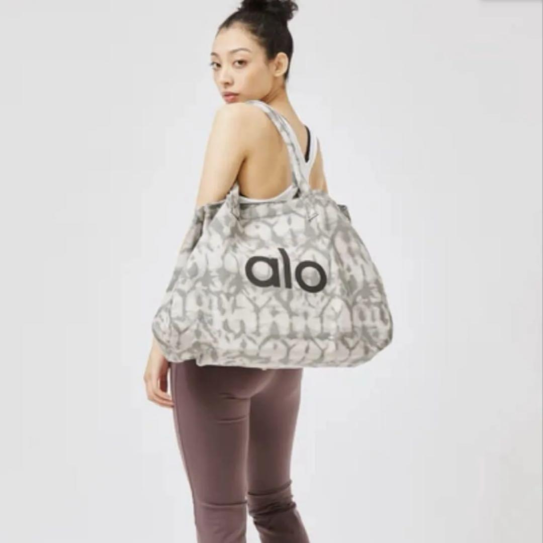 Alo Yoga グレータイダイ トートバッグ alo トートバッグ グレータイダイ - バッグファッション 通販