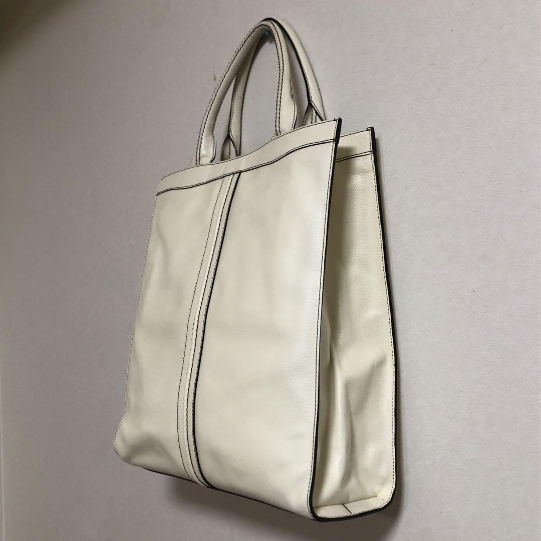 参考定価297,000円 VALEXTRA パンチトート ホワイト V5U06