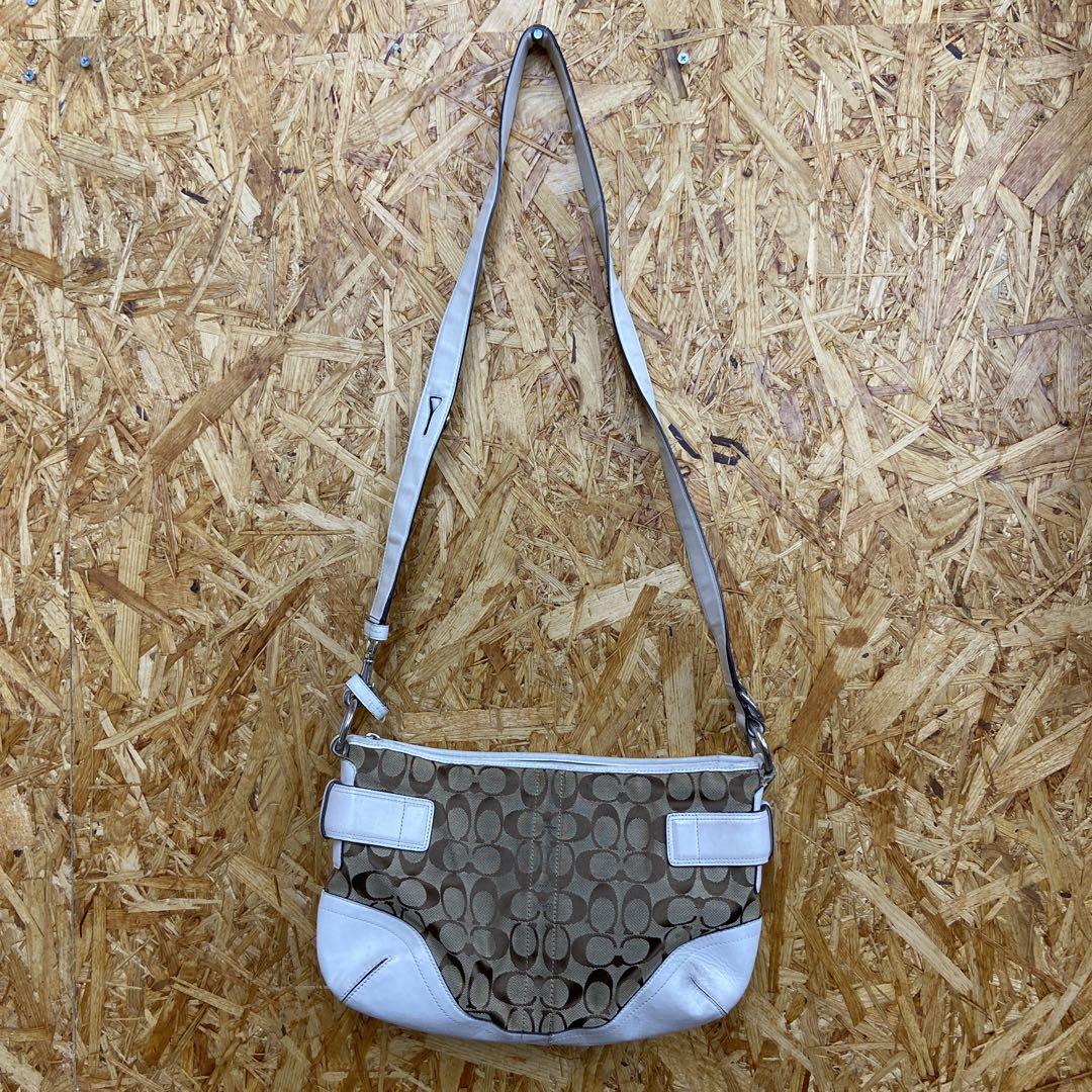 Y250407-19 COACH ショルダーバッグ