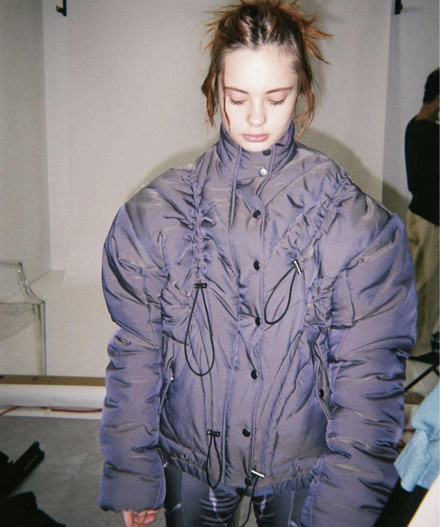 ブランドバッグ通販サイト VIAVANDA DRAWSTRINGS PADDING JACKET ダウン ジャケット・アウター