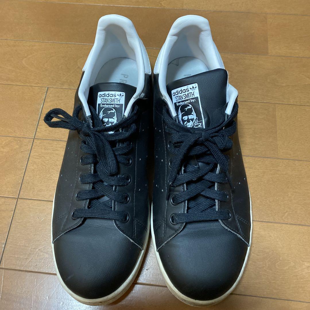 アディダスSTAN SMITH コアブラック/フットウェアホワイト GY5703