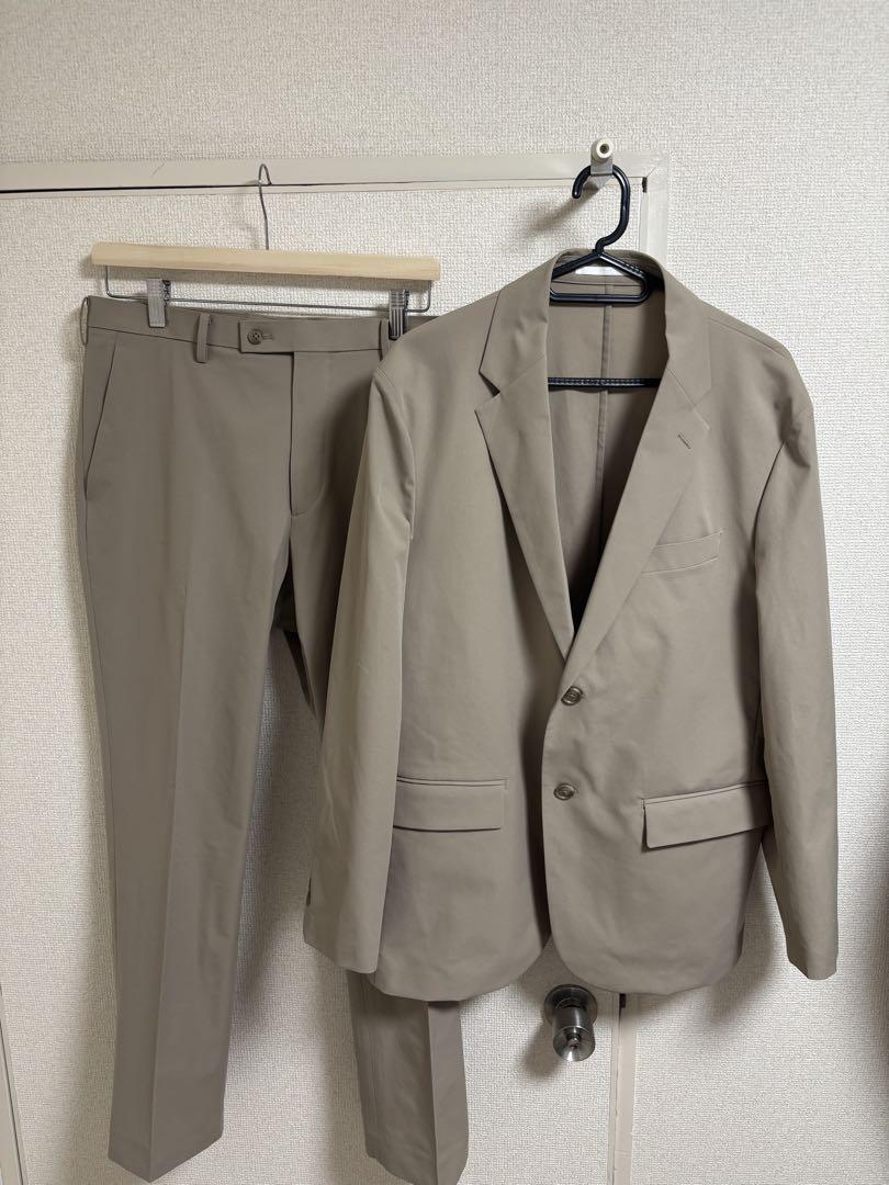 新品同様24年UNIQLO 感動ジャケットコットンライク　セットアップ