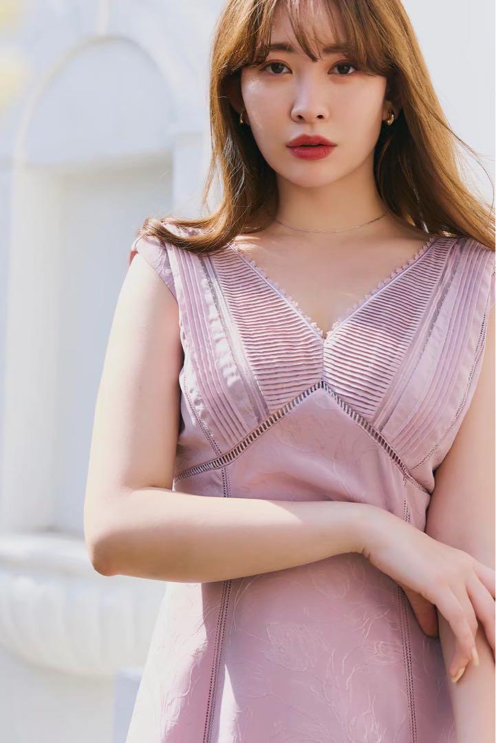 ワンピース Lace Trimmed Jacquard Dress