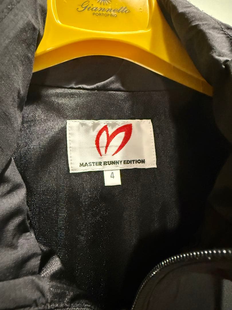 マスターバニー バットマン ナイロンジャケット フード付4ゴルフ パーリーゲイツ マスターバニー バットマン ナイロンジャケット フード付4ゴルフ