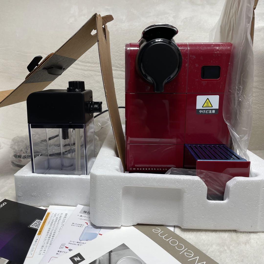新品　ネスプレッソ コーヒーメーカー ラティシマ・タッチ レッド F511