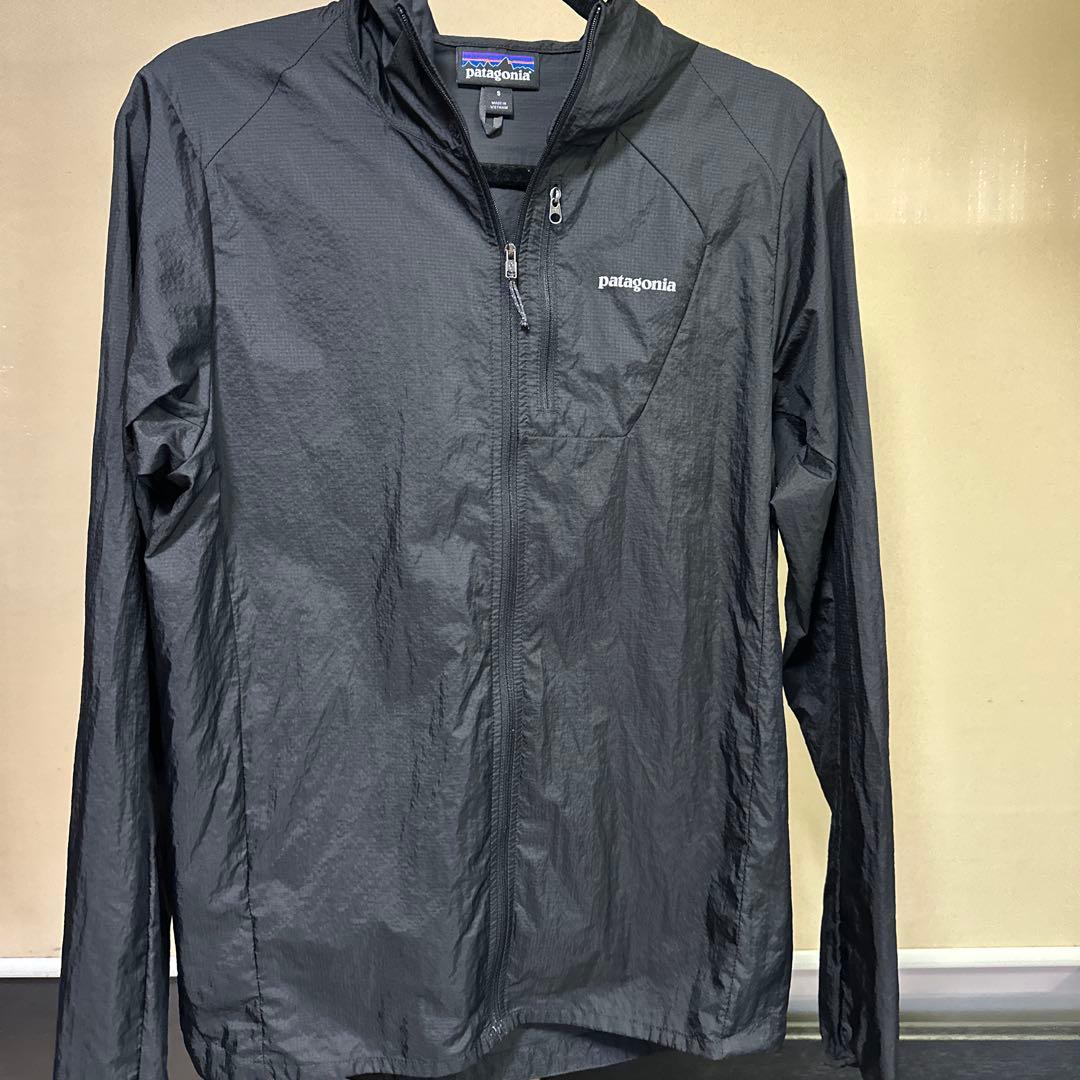patagonia フーディーニ S 黒S patagonia