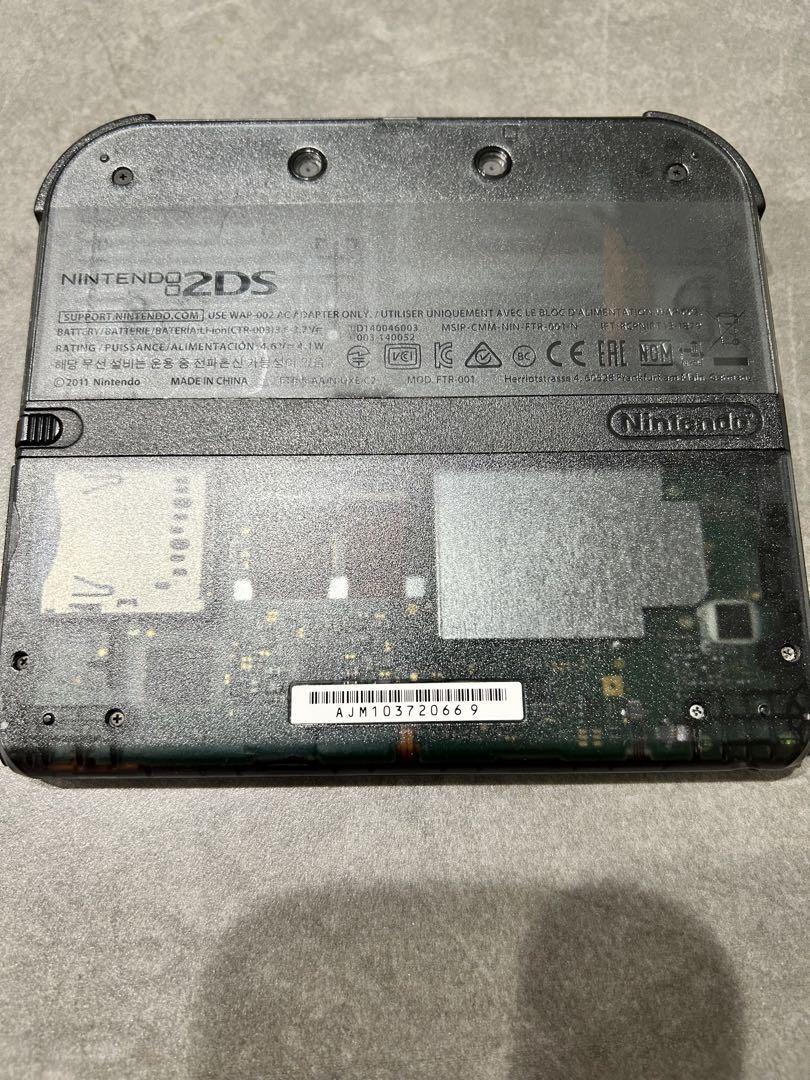 ニンテンドー2DS クリアブラック
