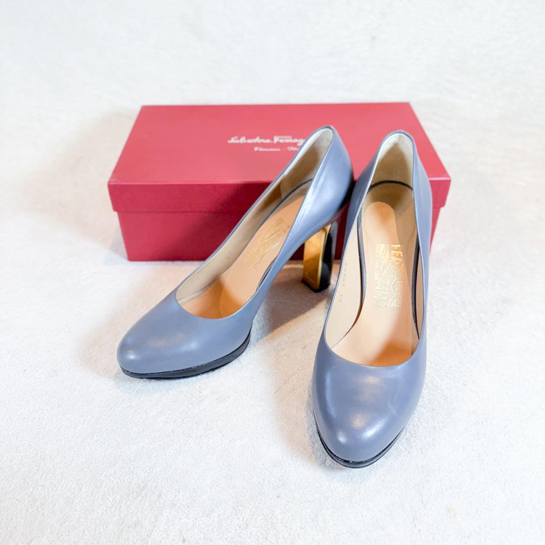 海外ブランド通販 公式サイト グレー パンプス フェラガモ FERRAGAMO レザー メルカリ - 8C 靴