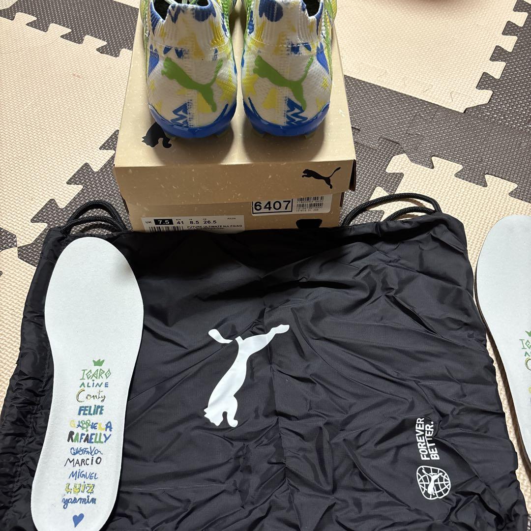 プーマサッカースパイク　フューチャー　ネイマール　FG/AG