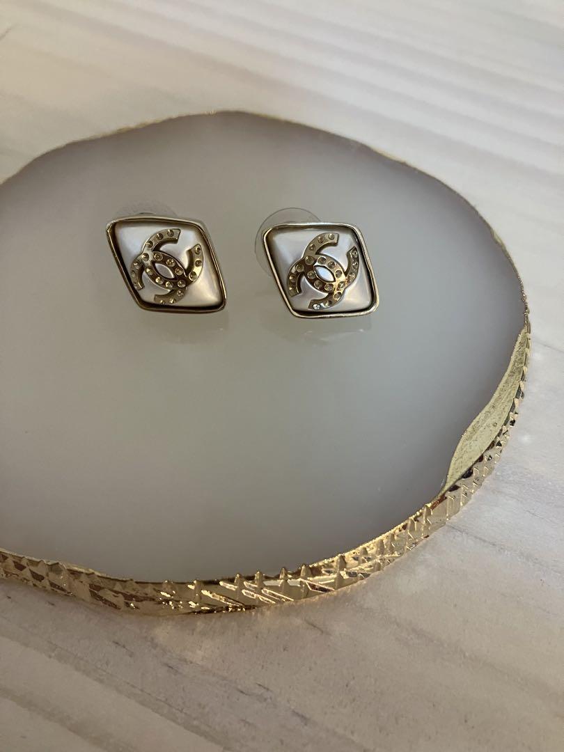 専用‼️CHANEL ピアス☆