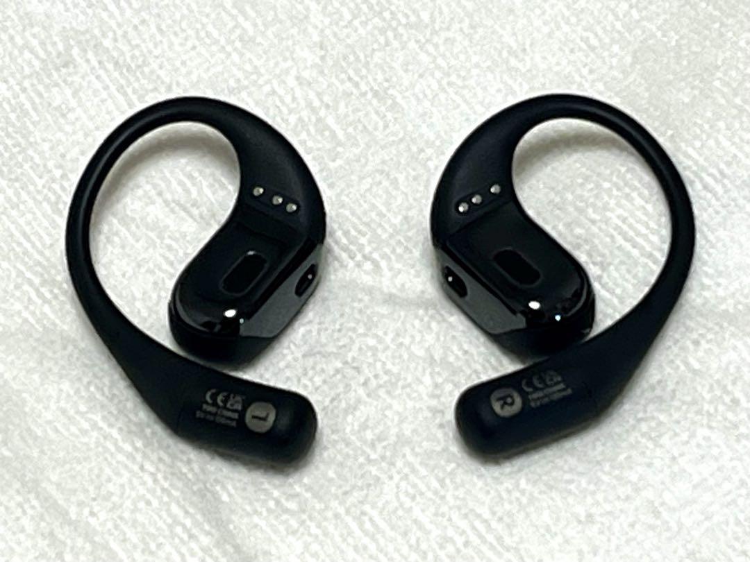SHOKZ ワイヤレスイヤホン ブラック 充電ケース付き
