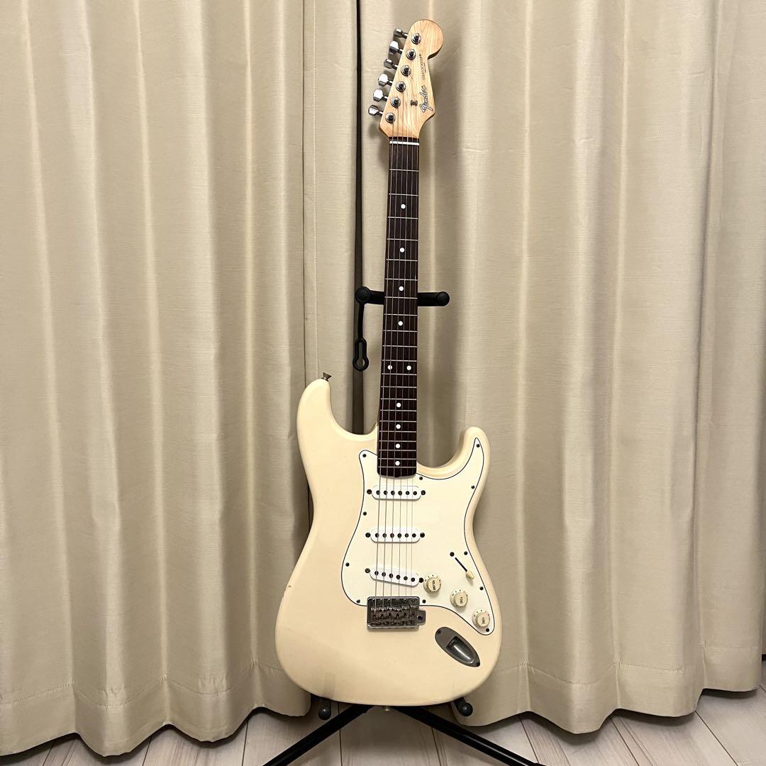 Fender Japan Stratocaster