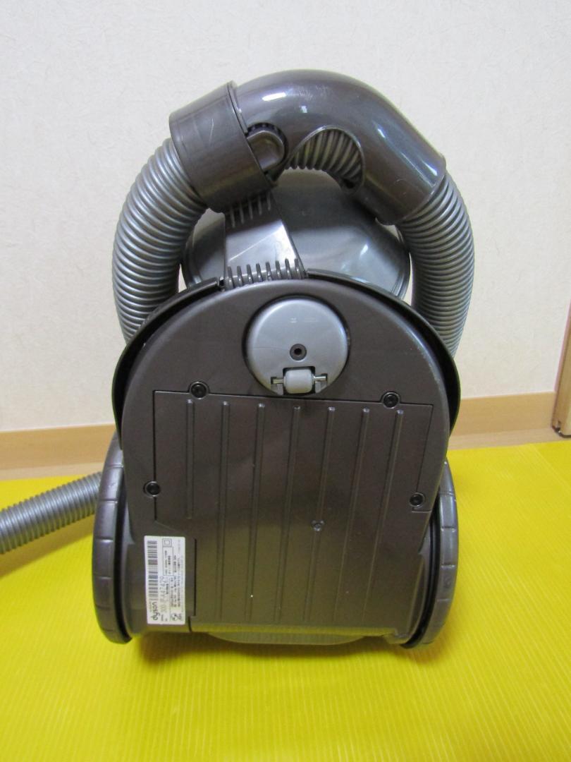 A0586 掃除機　ダイソン DC12 Plus 稼動品