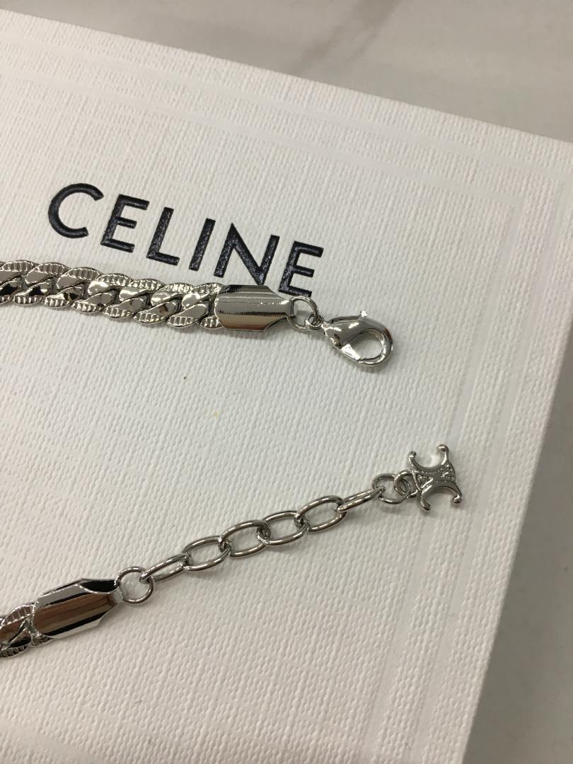 人気！CELINEセリーヌ ブレスレット
