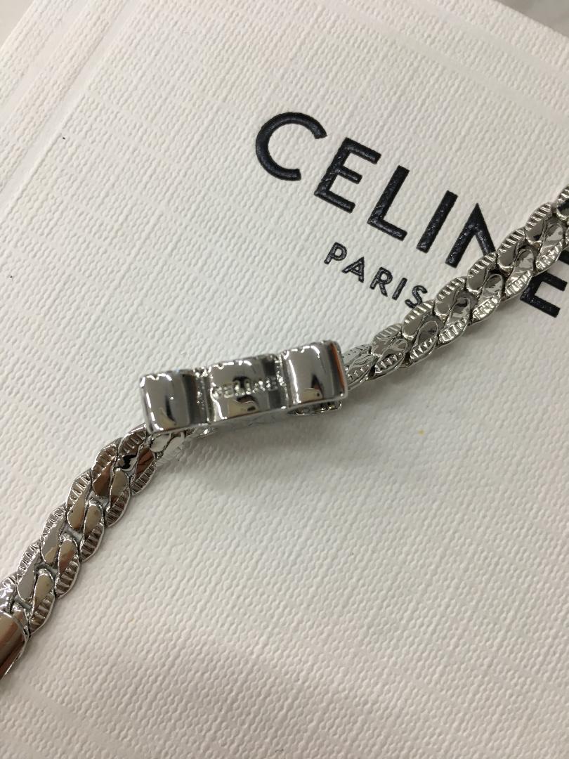 人気！CELINEセリーヌ ブレスレット