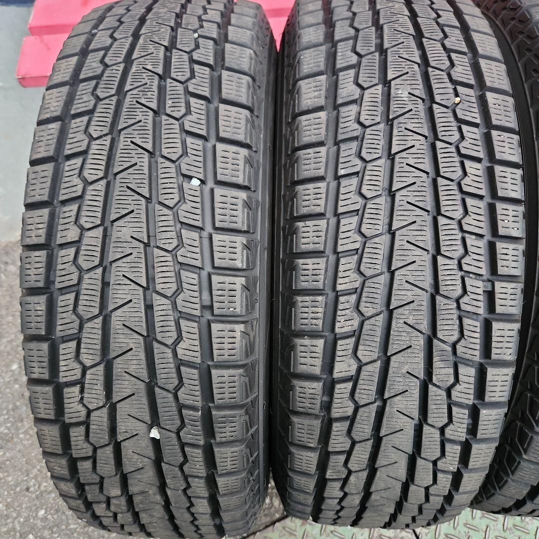 215|70R16