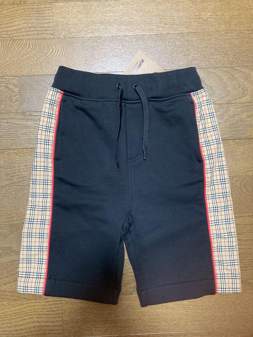 新品タグ付き★バーバリー★ハーフパンツ8Y
