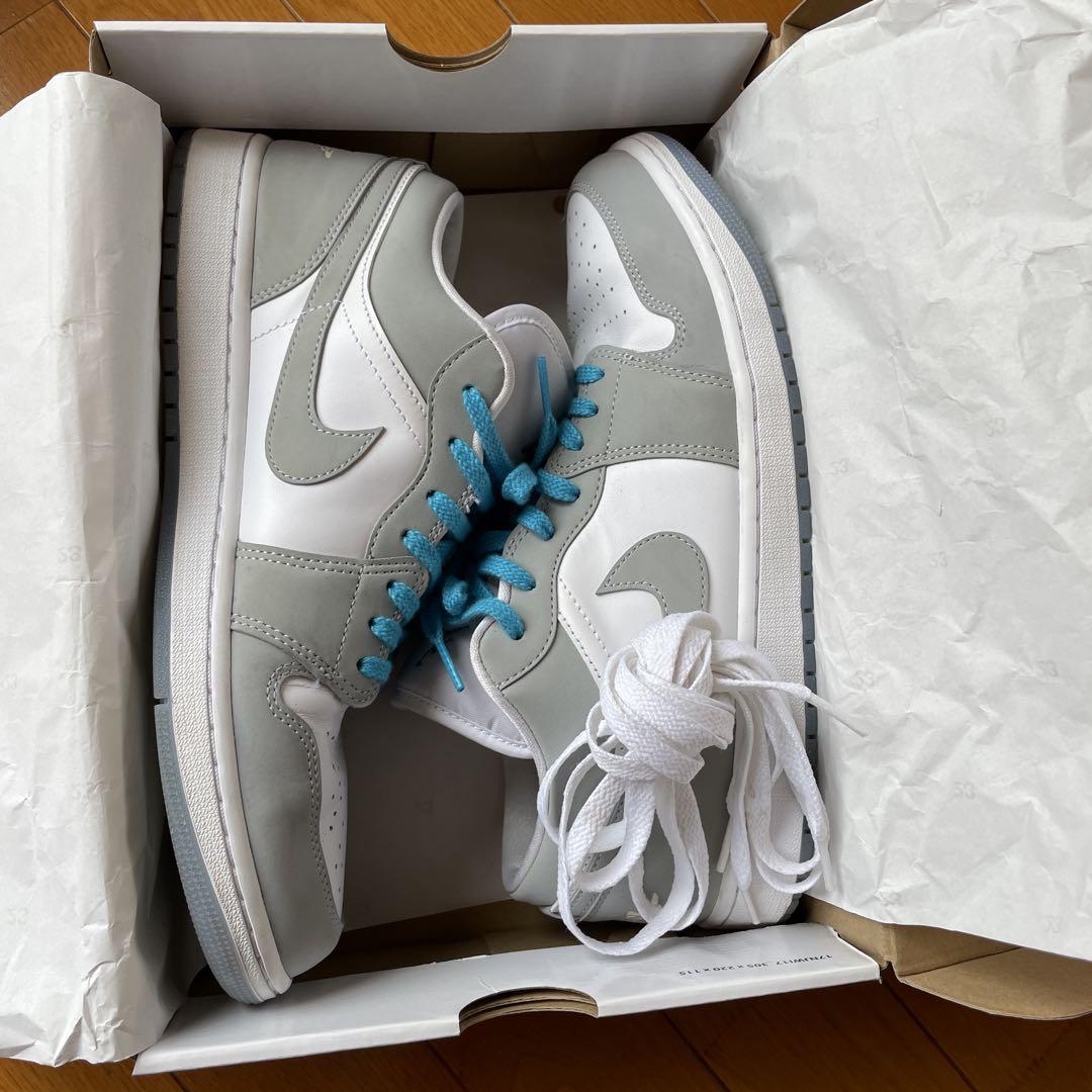 ナイキ WMNS AIR JORDAN 1 LOW WOLF GREY