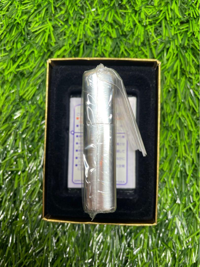 【新品未使用】LUCKY STRIKE zippo 2005