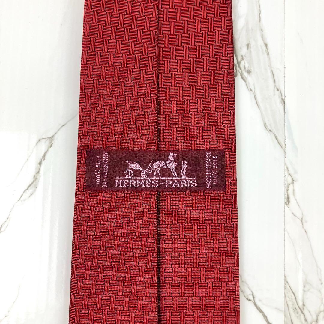 美品　エルメス　ネクタイ　ファソネ　ワンポイント刺繍　ソリッド　ボルドー