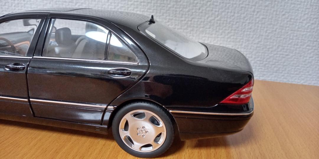 1/18 ノレブ S 600 メルセデス・ベンツ W220 黒