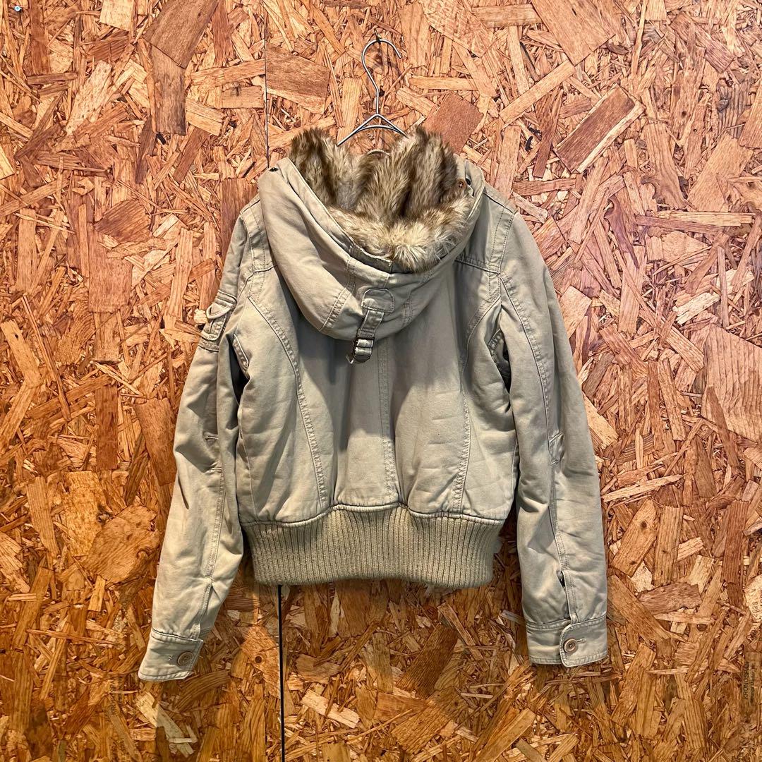 ABERCROMBIE AND FITCH ブルゾン フード ファー ベージュ