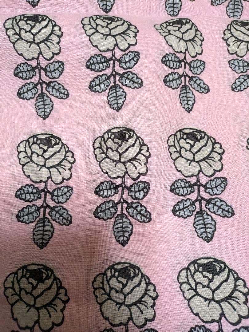 マリメッコ 生地 ヴィヒキルース VIHKIRUUSU ピンク地 137×100marimekko NEXPOTALLINN_EU