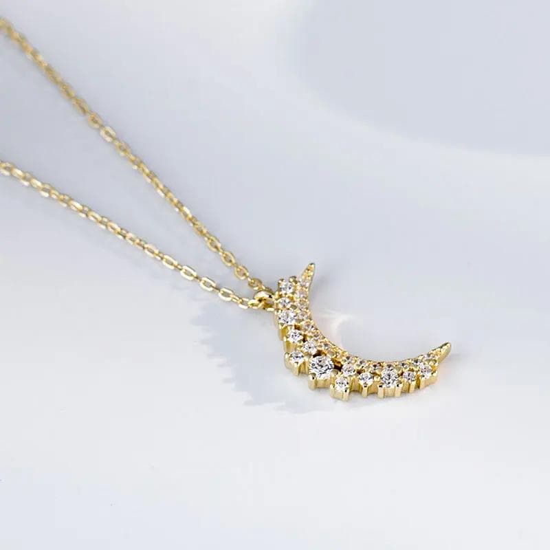 558A♦【ゴールド】ネックレス　三日月　ムーン　高級感　CZダイヤ　SV925