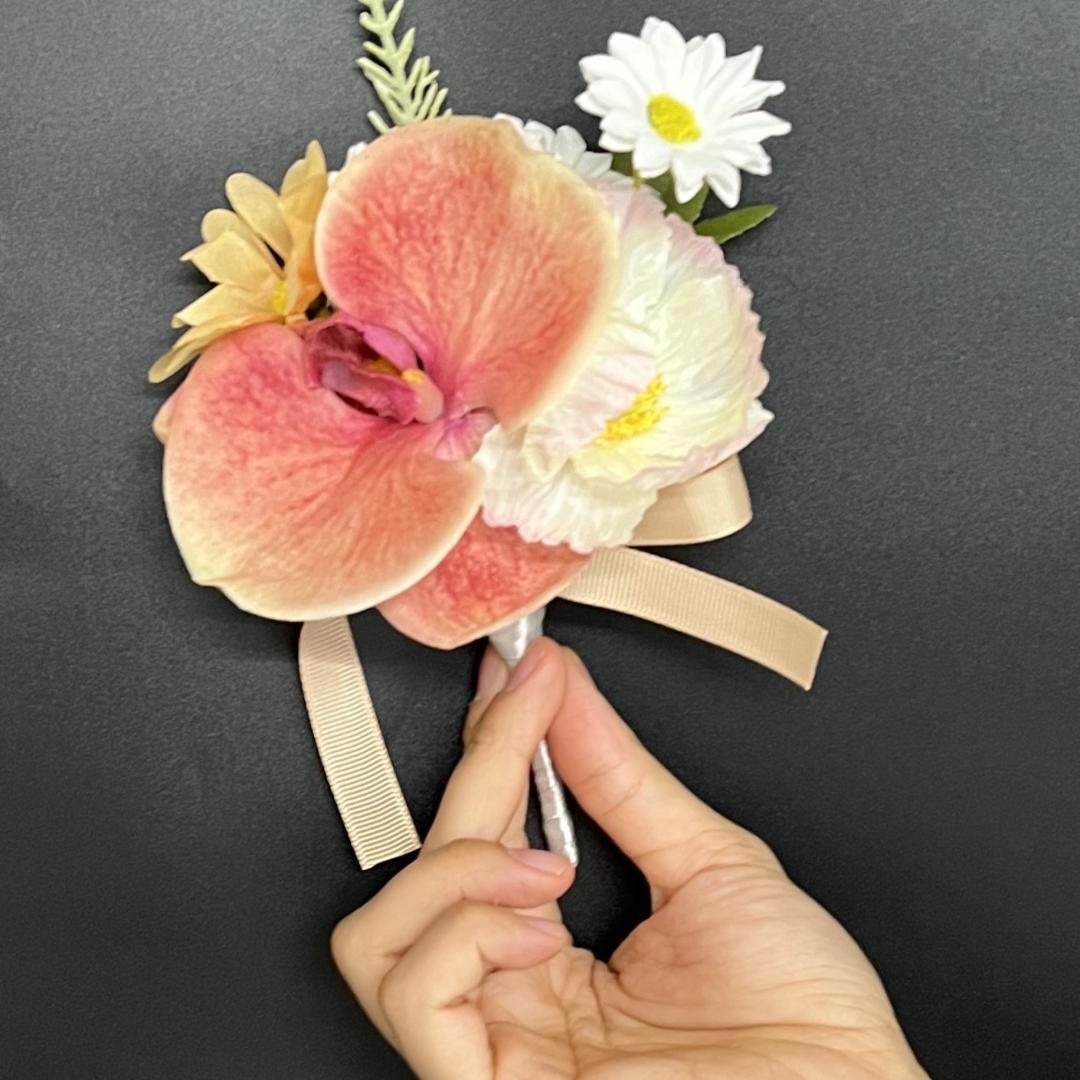 2点セット M17アンスリウム入り】ピーチピンクの華やかブーケ＆ブートニアセット