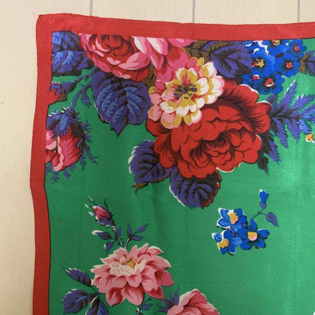 KENZO 花柄シルクスカーフ – bed