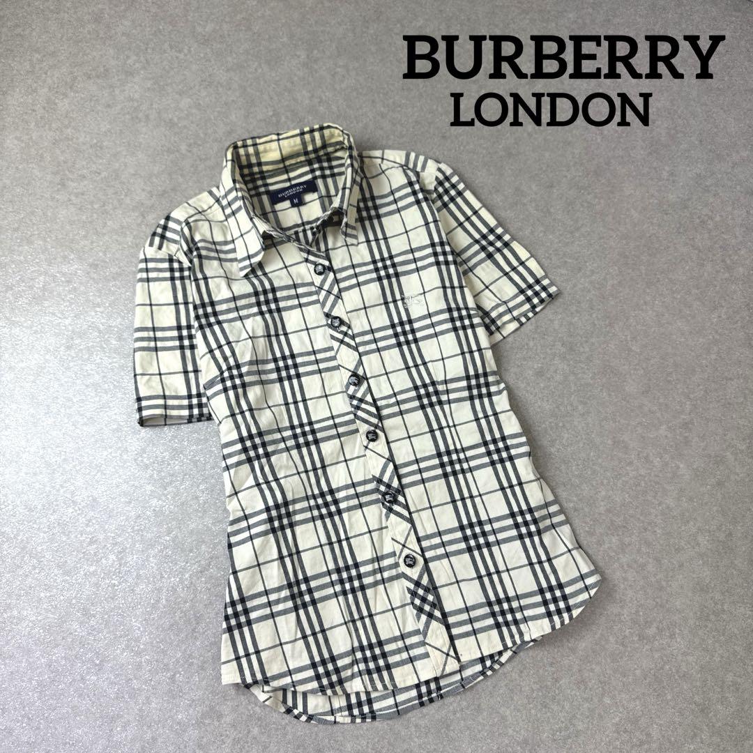 Burberrys　ショートパンツ　ノバチェック　USA製　ロゴ刻印ボタン BURBERRY バーバリー クラッチバッグ ノバチェック オールレザー