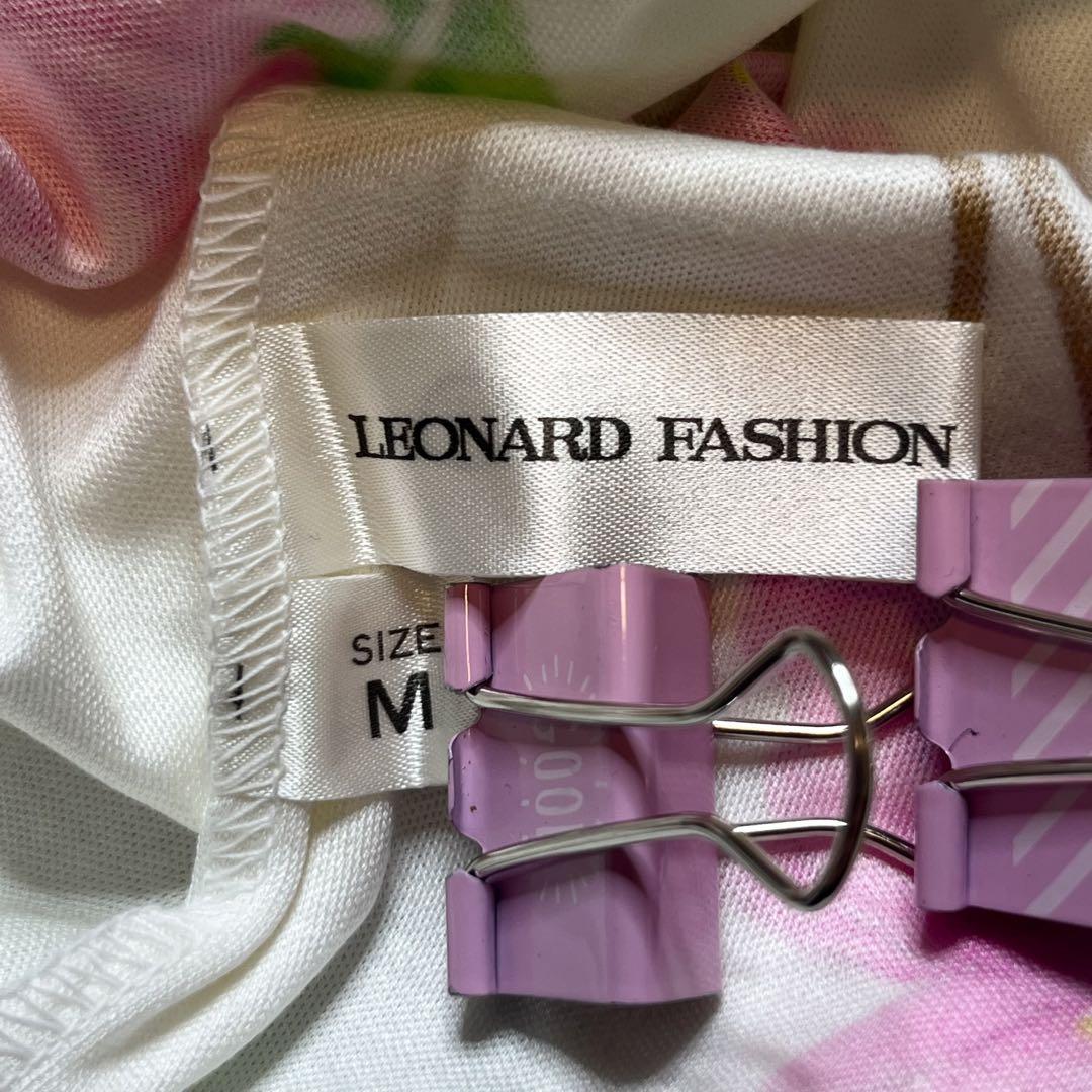 美品 LEONARD PARIS レオナール パリ Tシャツ カットソー 花柄