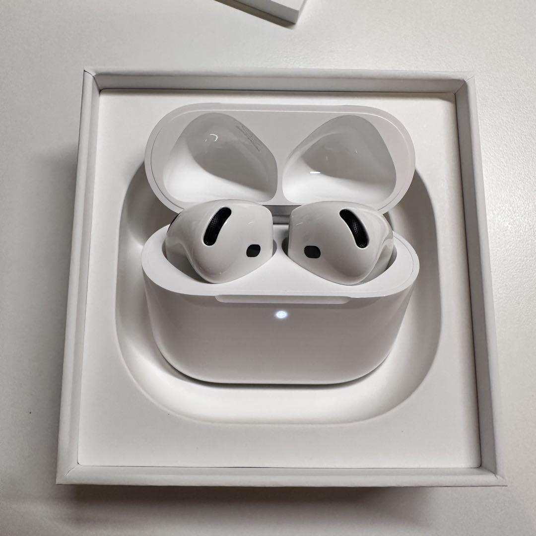 AirPods 4 アクティブノイズキャンセリング　ANC搭載モデル