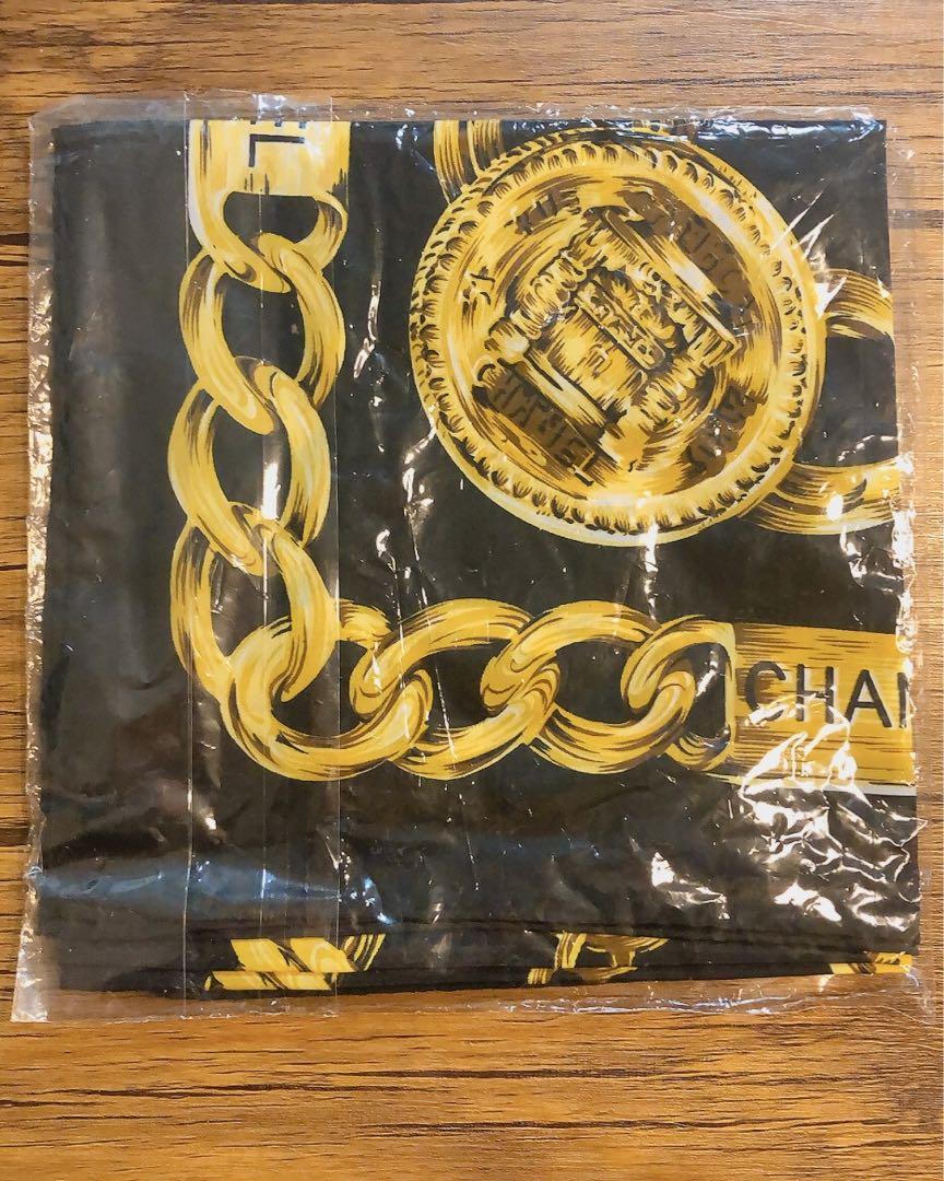 CHANEL スカーフ チェーンモチーフ シルク CHANEL スカーフ チェーンモチーフ シルク