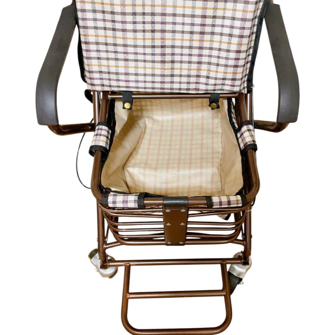 【極美品】チェック柄 折りたたみ シルバーカー 座れる ハンドブレーキ付き 補助 最安値】シルバーカー 座れる ハンドブレーキ付き チェック柄