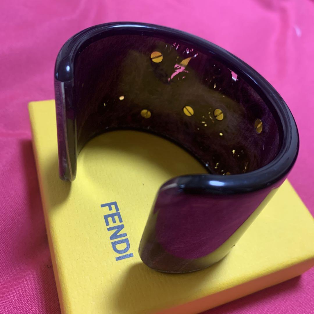 【新品未使用】FENDI ブレスレット バングル