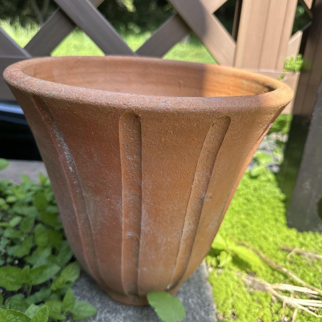 テラコッタ 模様付き　プランター　植木鉢