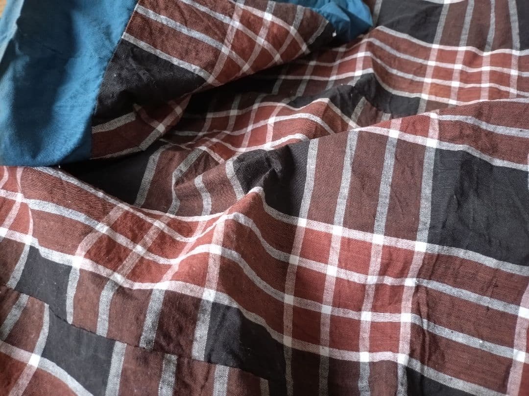 アンティーク古布　格子木綿縞木綿　大きな生地　布団皮　布団生地　ボロ襤褸