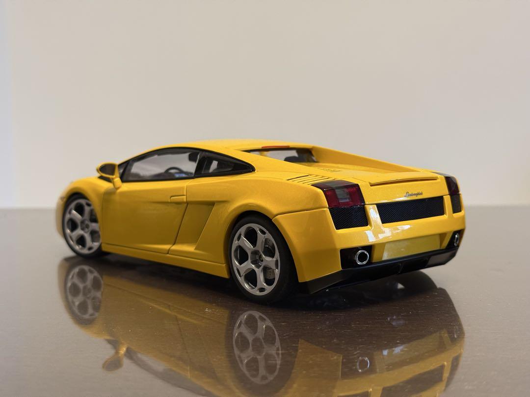 本日価格限定 1/18 Autoartランボルギーニ ガヤルド