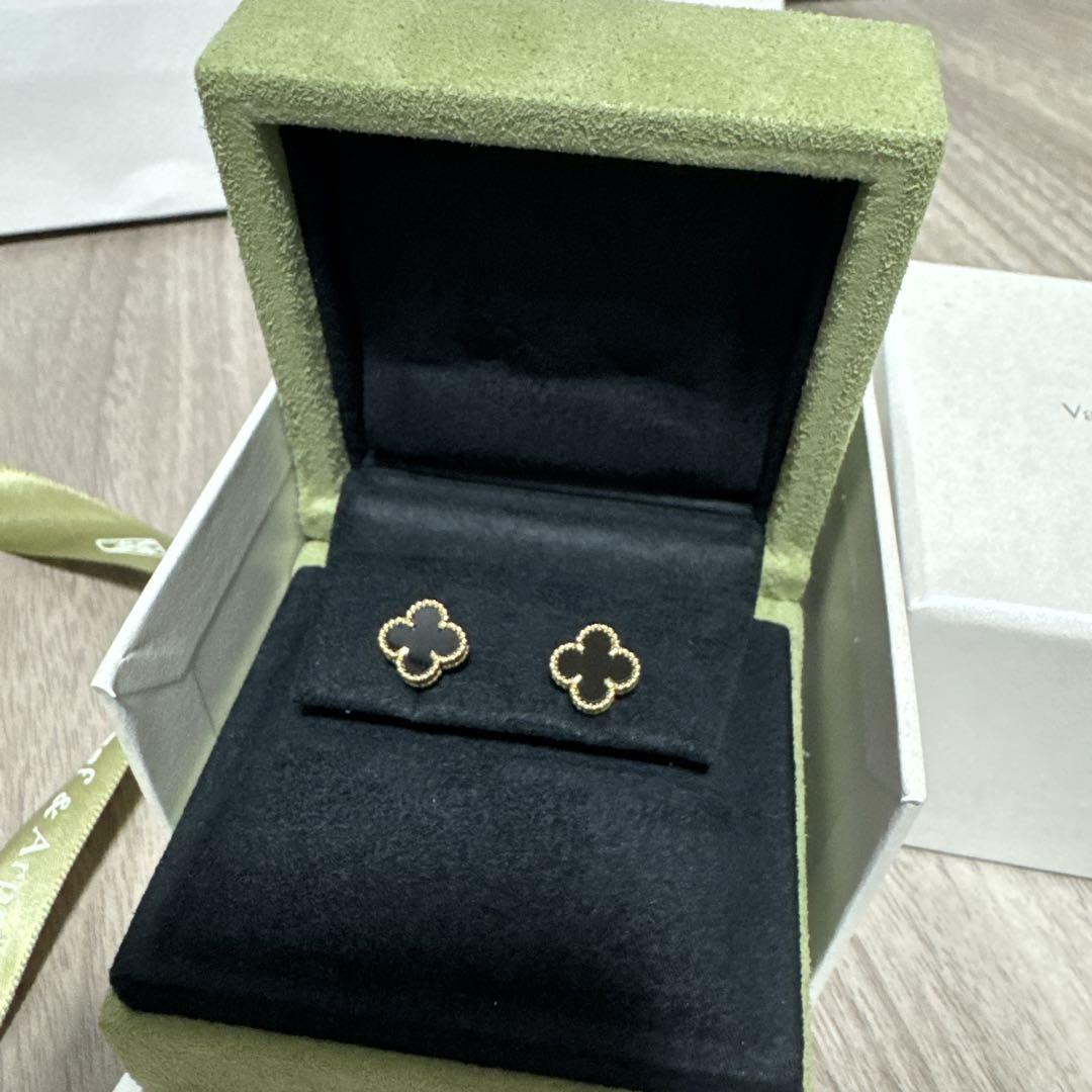 新品未使用 スウィート アルハンブラ ピアス ヴァンクリーフ18K
