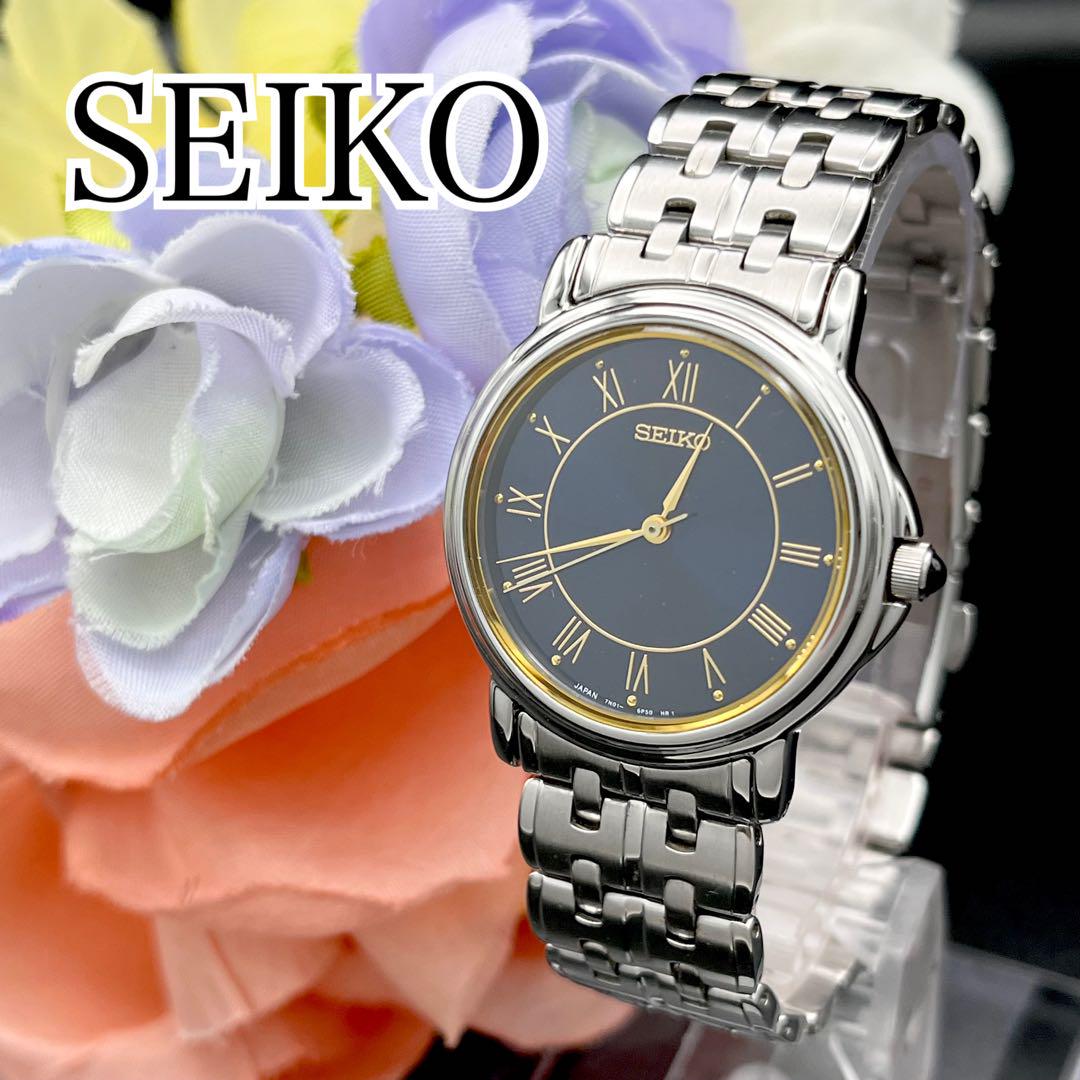 稼動 腕時計　SEIKO セイコー　新品電池　ネイビー　ローマ数字　G26