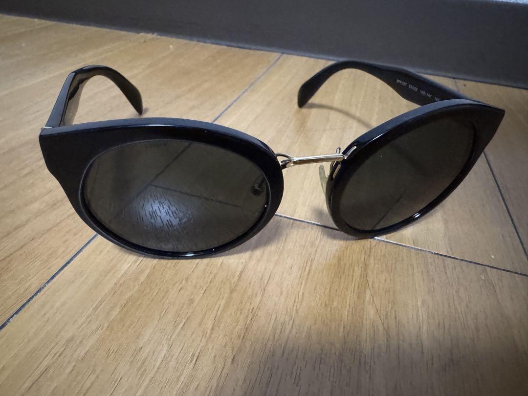 PRADA ブラック サングラス