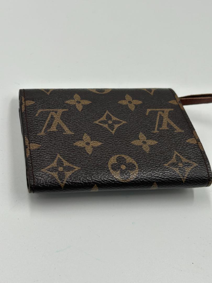 LOUIS VUITTON ポルト・フォイユ・ヴィクトリーヌ_モノグラム