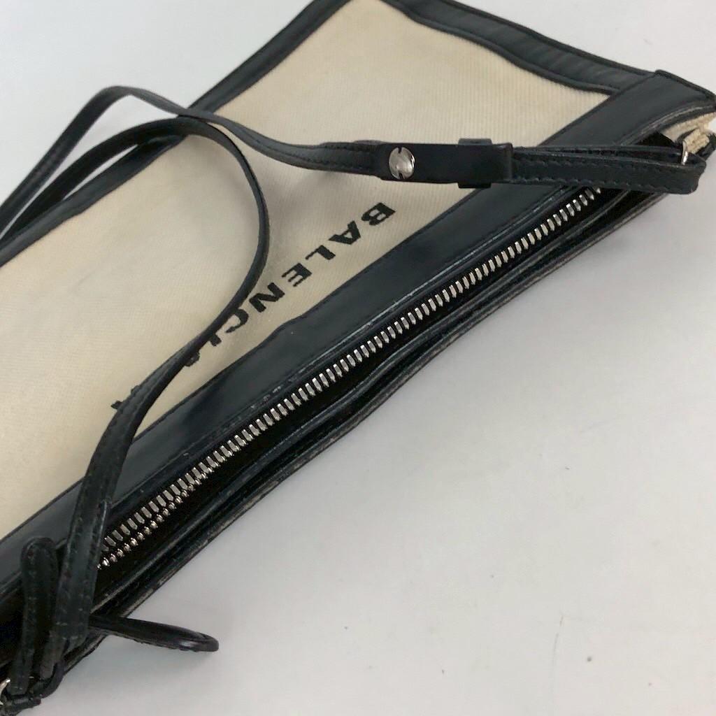 BALENCIAGA バレンシアガ ショルダーバッグ ホワイト rディース BALENCIAGA バレンシアガ ショルダーバッグ ホワイト rディース