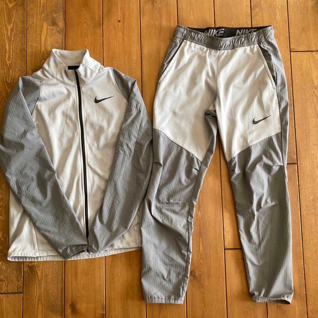Nike ジャージ　上下　M 値下げ