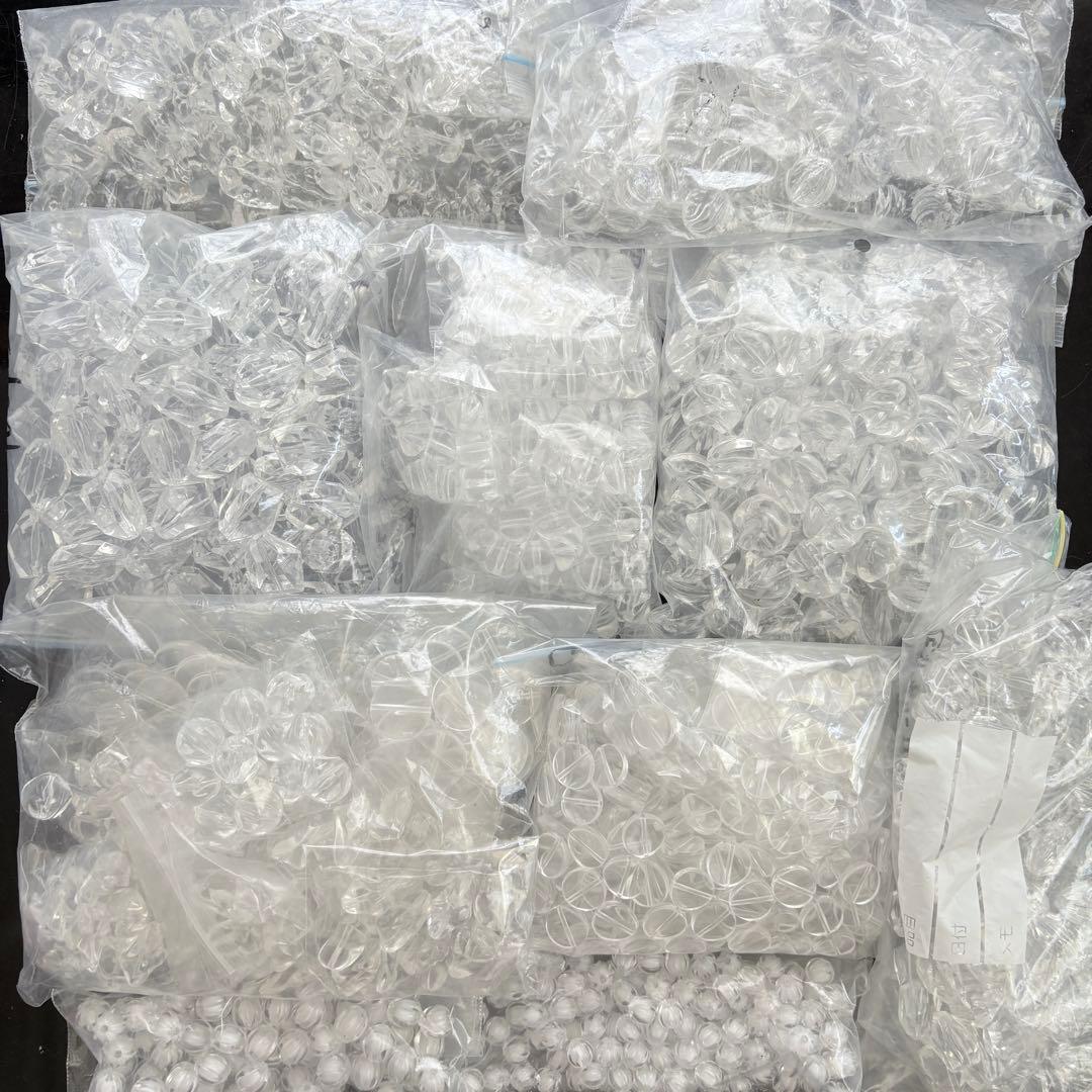 在庫整理！クリアビーズ大容量まとめ売り ハンドメイドパーツ チャーム