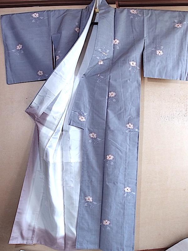 未使用 紬着物（飛び花文）裄66,5 正絹美品
