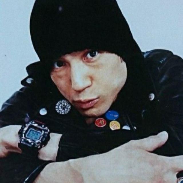 RED HOT CHILLI PEPPERS ピンバッジ レッドホットチリペッパーズ